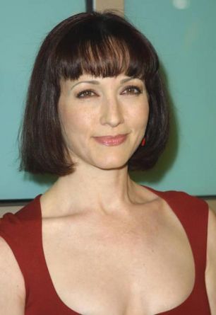 Bebe Neuwirth