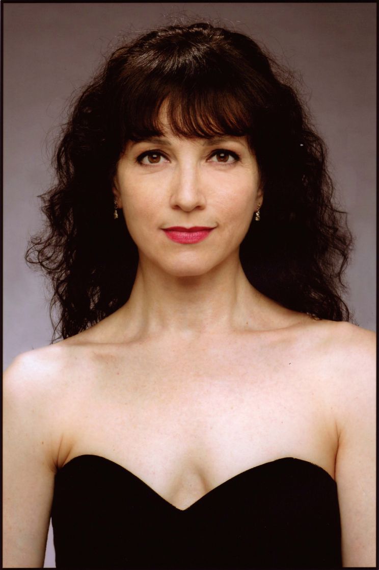 Bebe Neuwirth