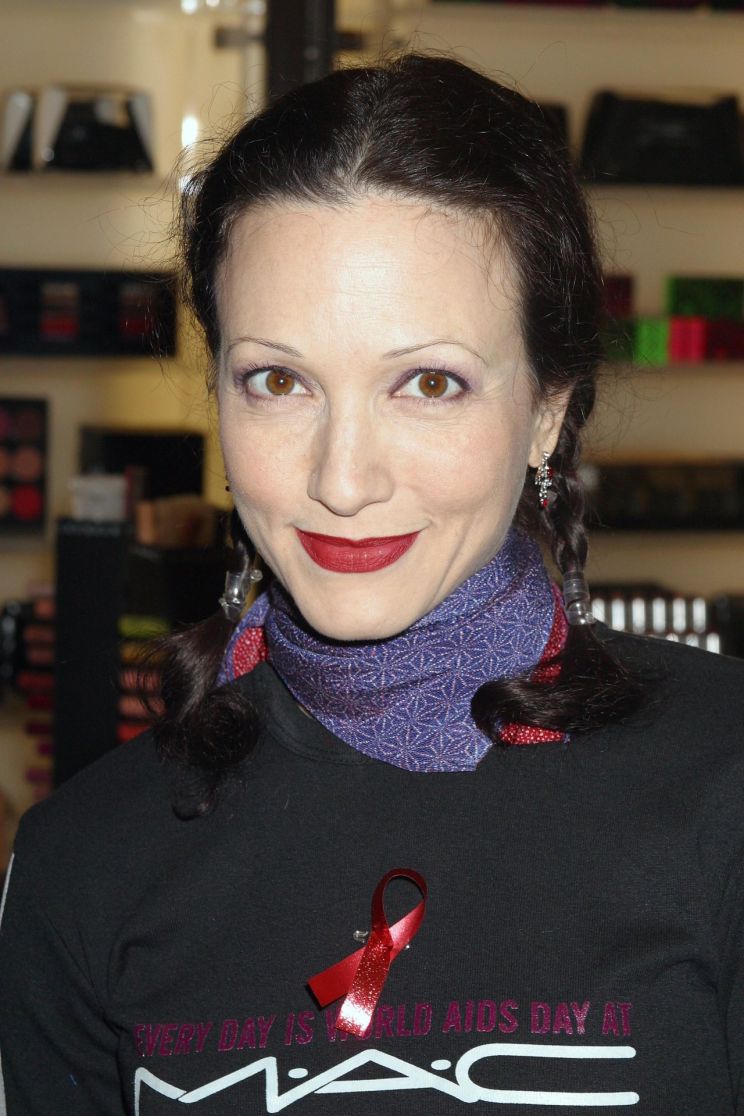 Bebe Neuwirth