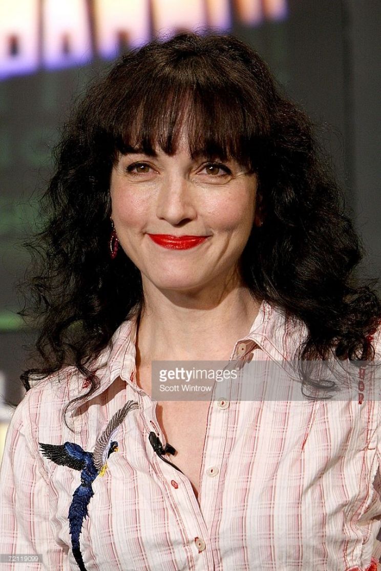 Bebe Neuwirth