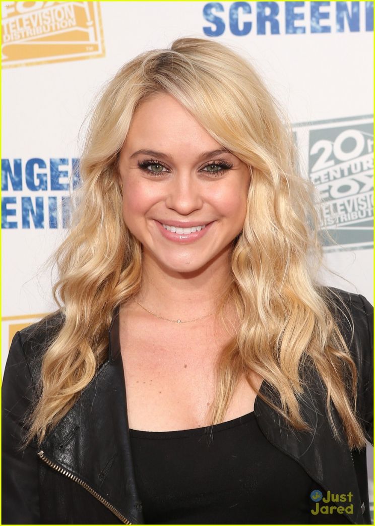 Becca Tobin