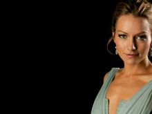 Becki Newton
