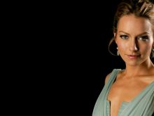 Becki Newton