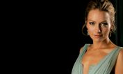 Becki Newton