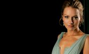 Becki Newton