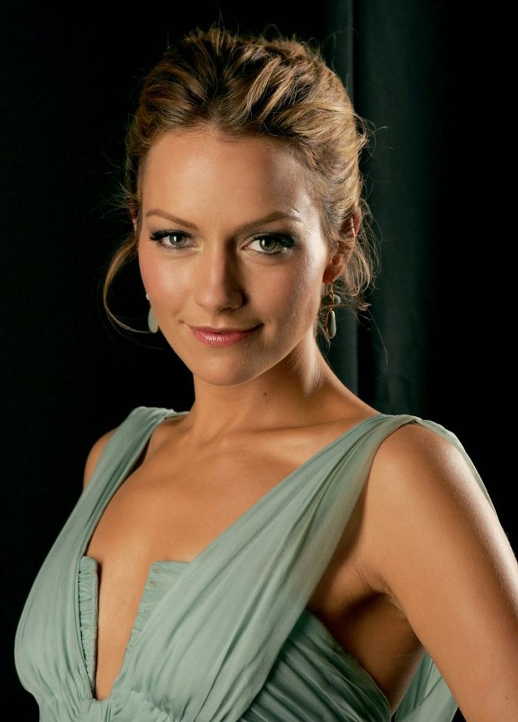 Becki Newton