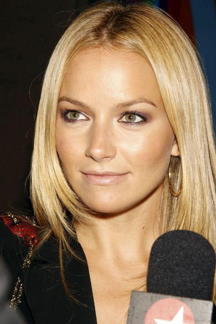 Becki Newton