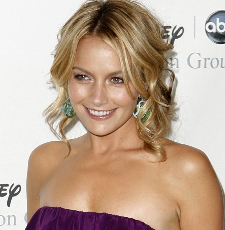 Becki Newton