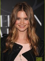 Behati Prinsloo photo