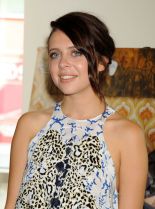 Bel Powley