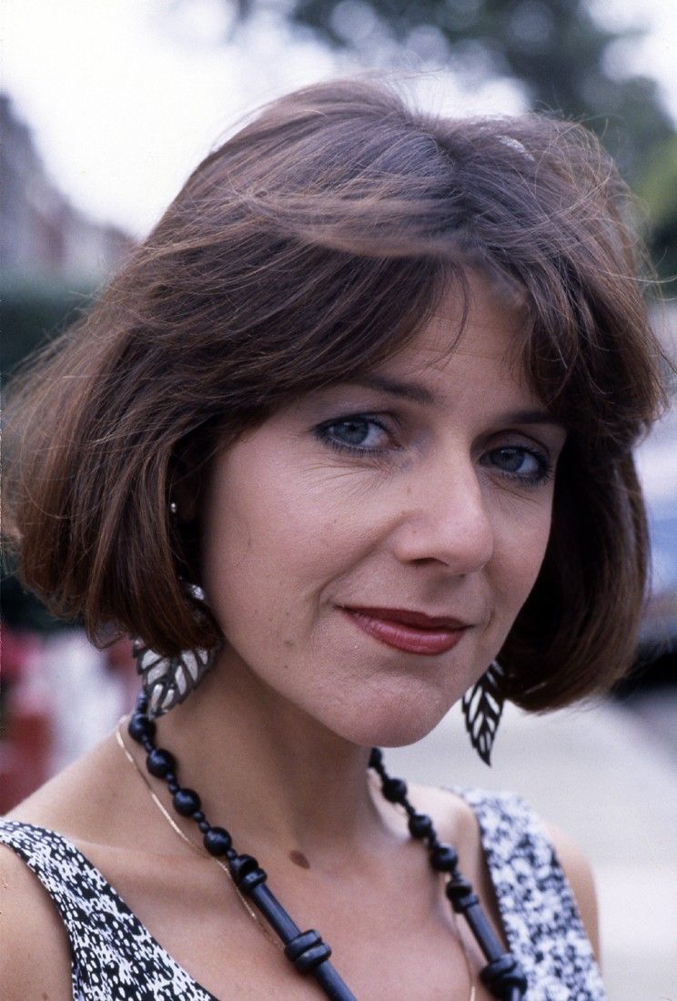 Belinda Lang