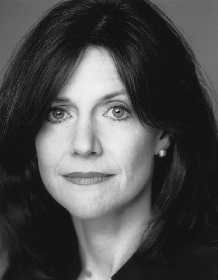 Belinda Lang