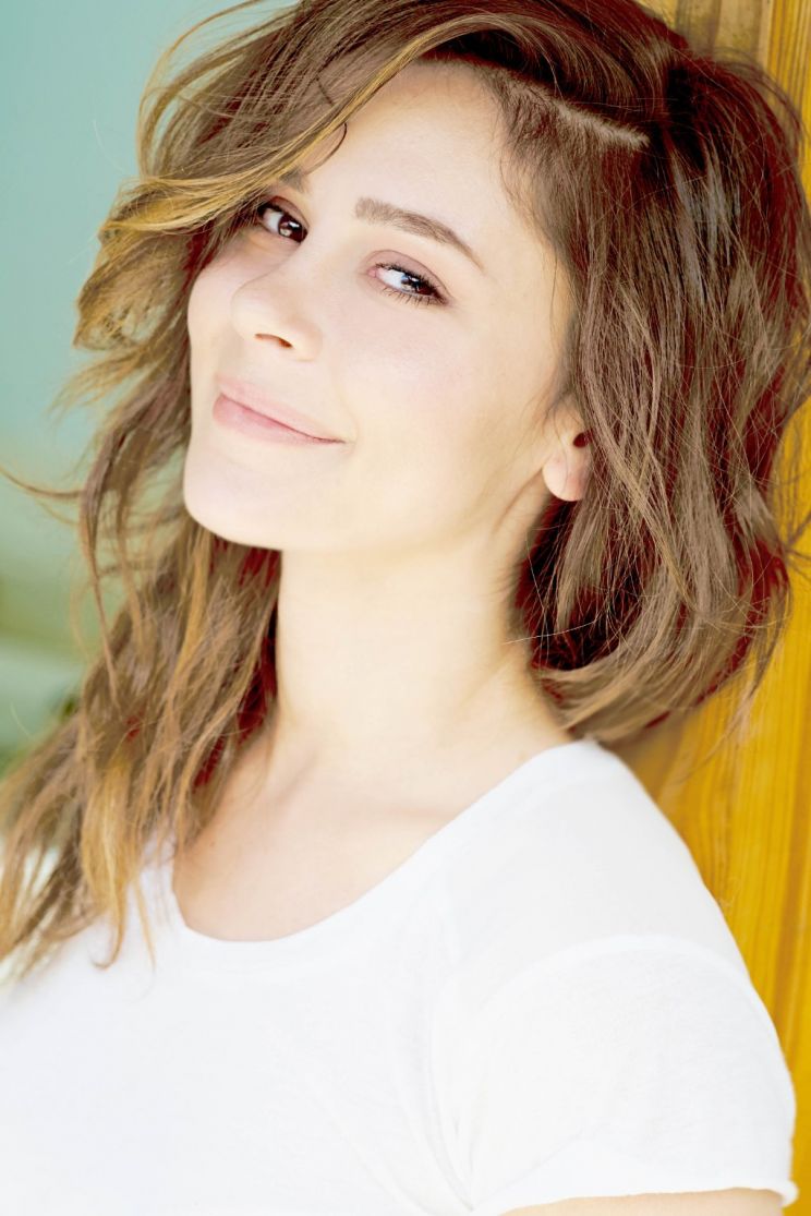 Bella Dayne