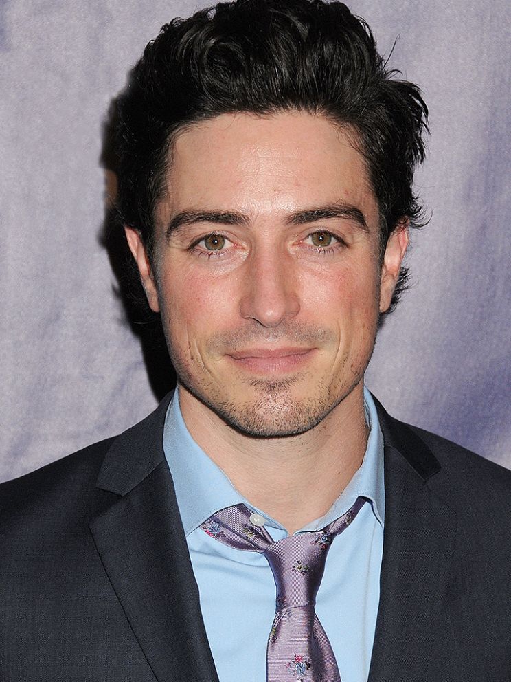Browse and download High Resolution Ben Feldman's Picture