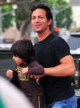 Benjamin Bratt