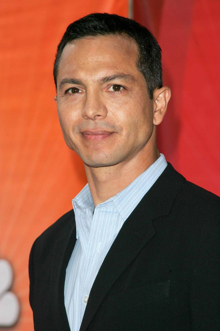 Benjamin Bratt