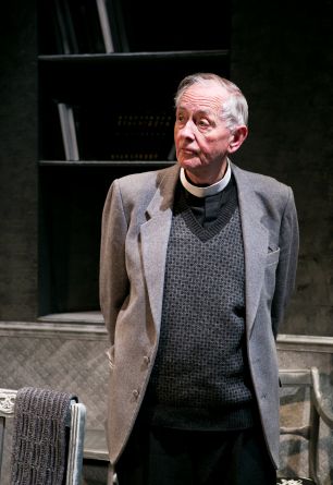 Benjamin Whitrow