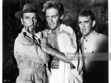 Bernard Cribbins photo