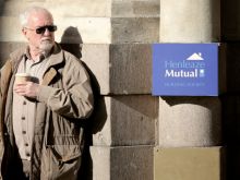 Bernard Hill photo