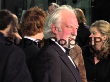 Bernard Hill photo