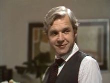 Bernard Kay