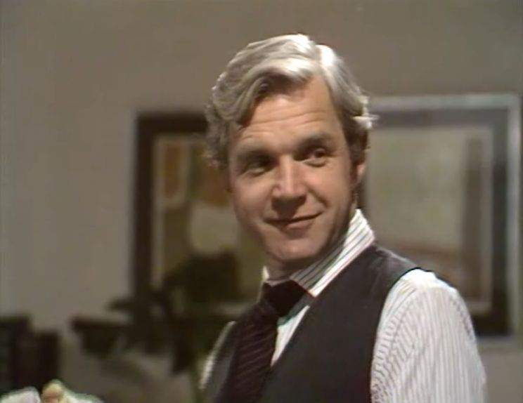 Bernard Kay