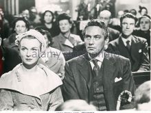 Bernard Lee
