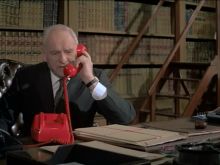 Bernard Lee