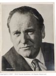 Bernard Lee