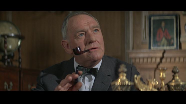 Bernard Lee