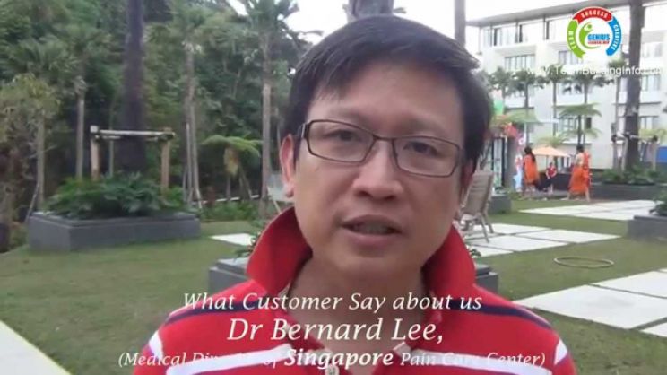 Bernard Lee