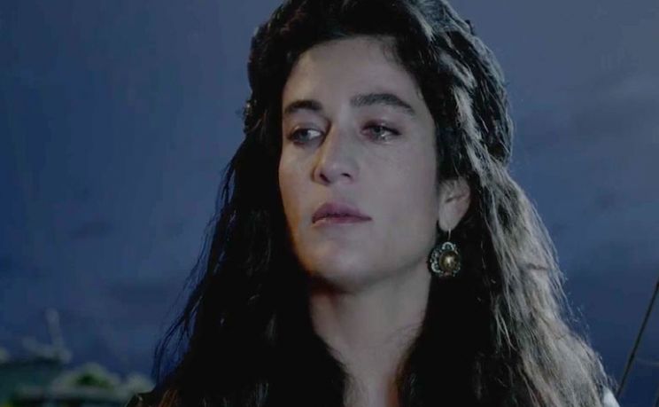 Berrak Tüzünataç
