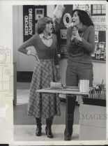 Bess Armstrong #311351 picture (Portrait Medium)