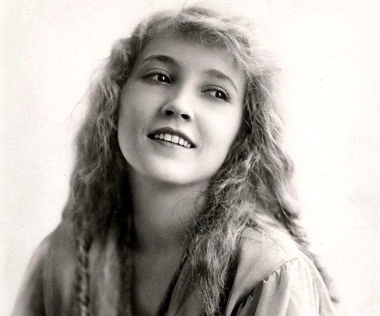 Bessie Love