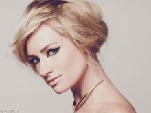 Beth Behrs