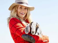 Beth Behrs