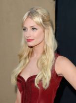 Beth Behrs