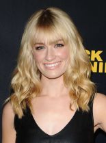Beth Behrs photo