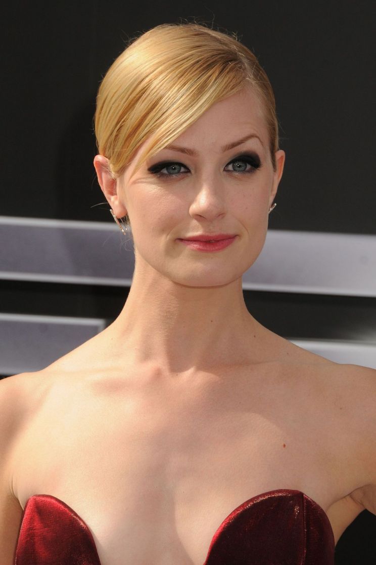 Beth Behrs