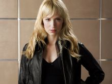 Beth Riesgraf