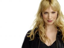Beth Riesgraf