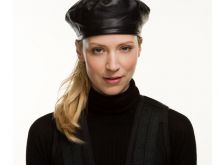 Beth Riesgraf