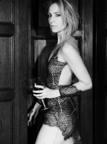 Beth Riesgraf