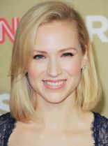 Beth Riesgraf
