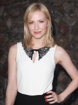 Beth Riesgraf