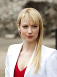 Beth Riesgraf