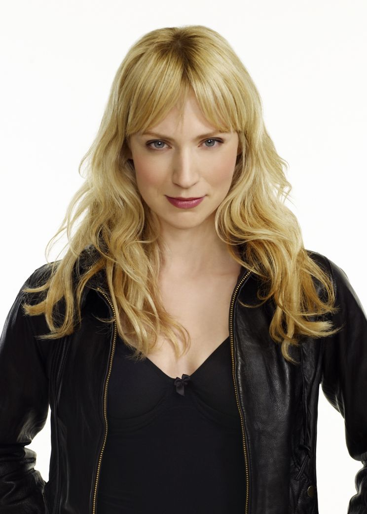 Beth Riesgraf