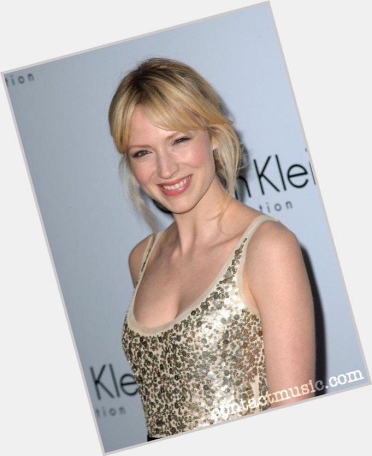 Beth Riesgraf