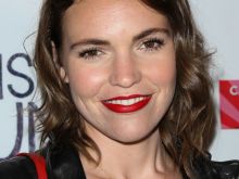 Beth Stelling