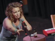 Beth Stelling